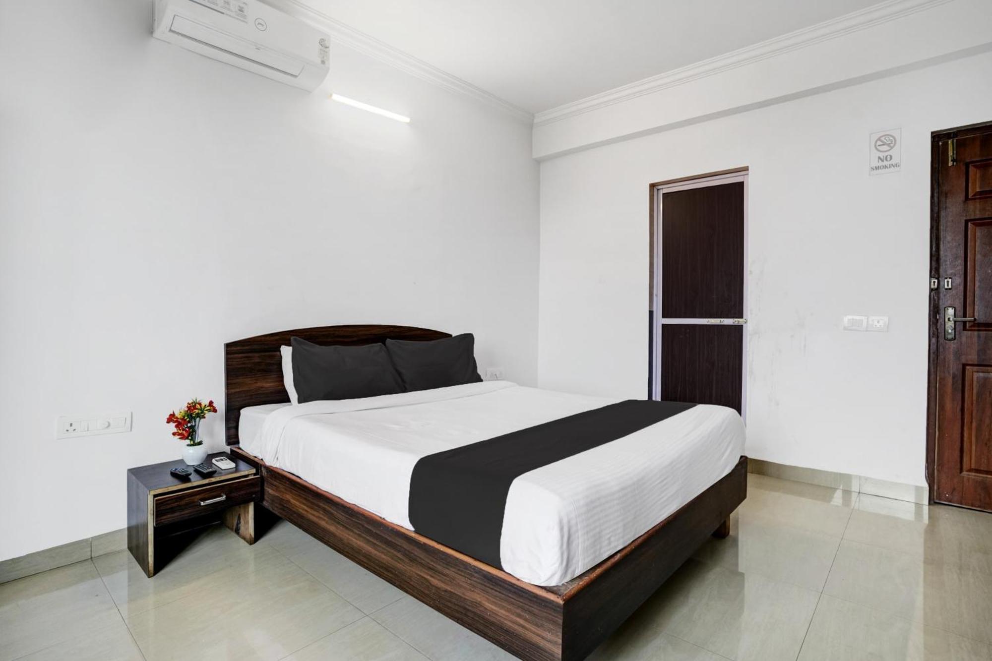 Super Hotel O Porvorim Sangolda Екстер'єр фото